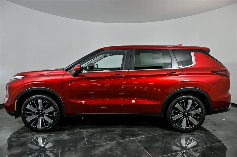 2026 Mitsubishi Outlander - Image 6 of 21