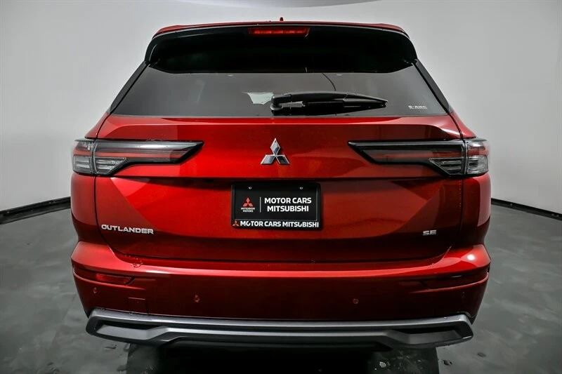 2026 Mitsubishi Outlander - Image 8 of 21