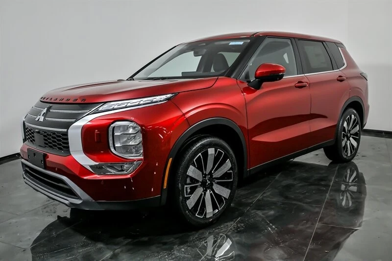 2026 Mitsubishi Outlander - Image 5 of 21