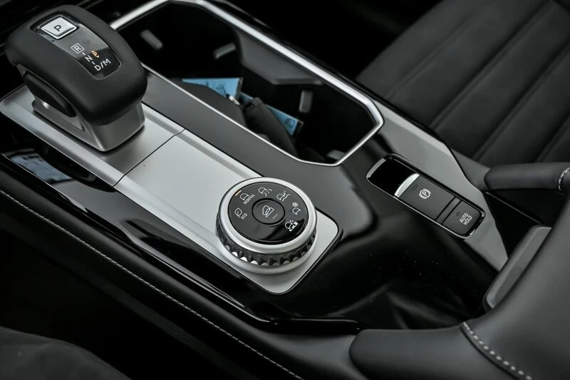 2026 Mitsubishi Outlander - Image 26 of 27