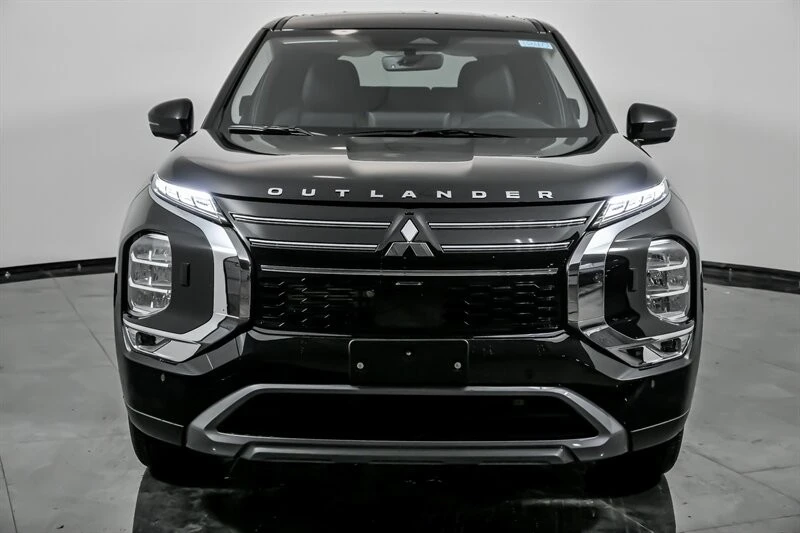 2026 Mitsubishi Outlander - Image 4 of 27