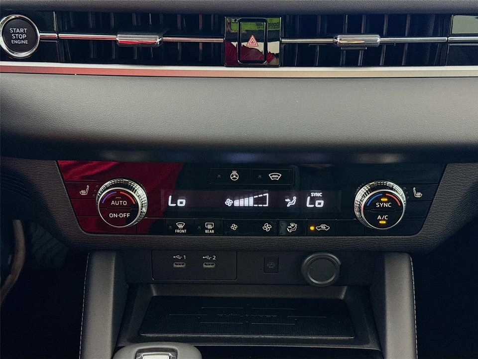 2026 Mitsubishi Outlander - Image 15 of 21