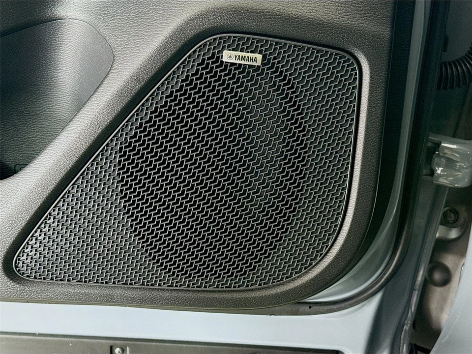 2026 Mitsubishi Outlander - Image 18 of 21