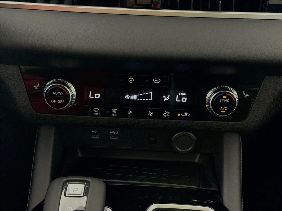 2026 Mitsubishi Outlander - Image 15 of 21
