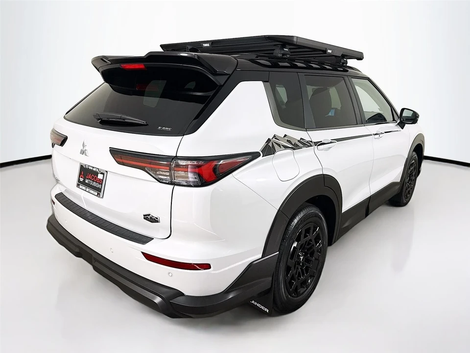 2026 Mitsubishi Outlander - Image 7 of 21