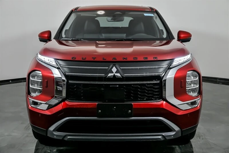 2026 Mitsubishi Outlander - Image 4 of 21