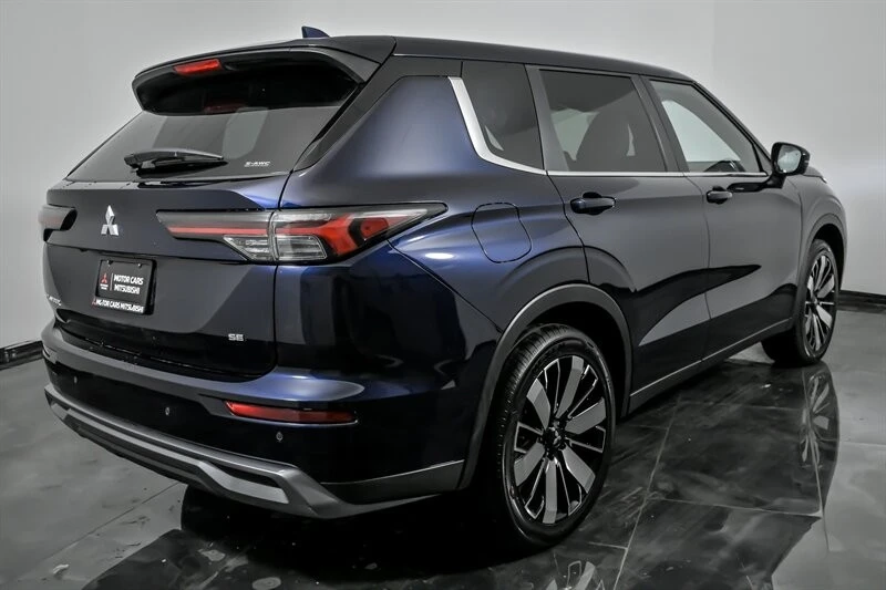 2026 Mitsubishi Outlander - Image 8 of 21
