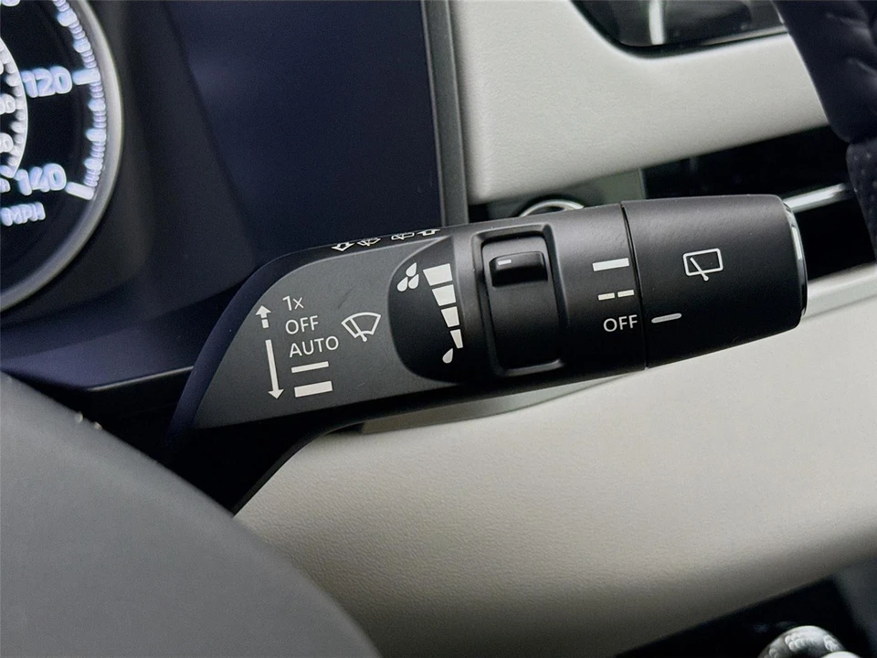2026 Mitsubishi Outlander - Image 5 of 21