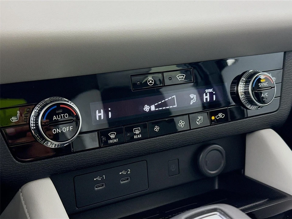 2026 Mitsubishi Outlander - Image 14 of 21
