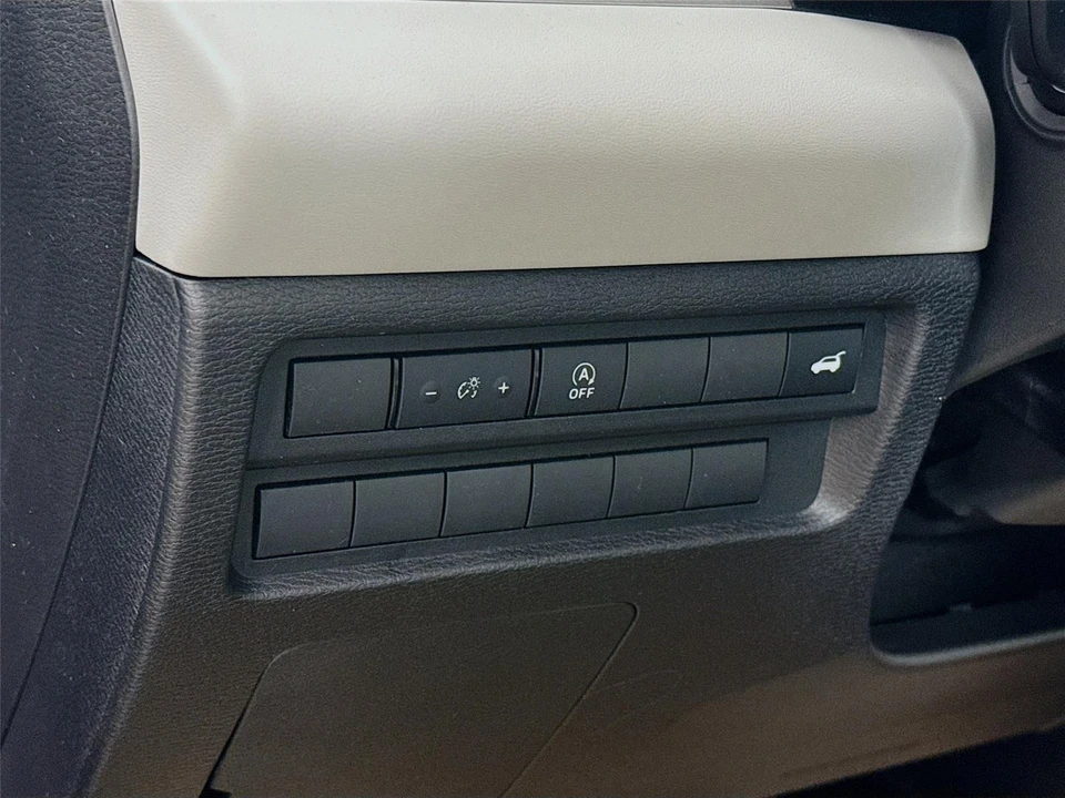 2026 Mitsubishi Outlander - Image 6 of 21