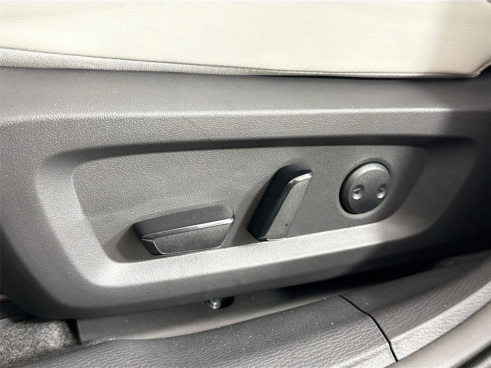 2026 Mitsubishi Outlander - Image 3 of 21