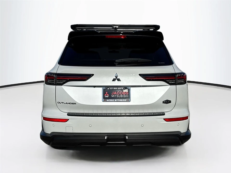 2026 Mitsubishi Outlander - Image 6 of 21