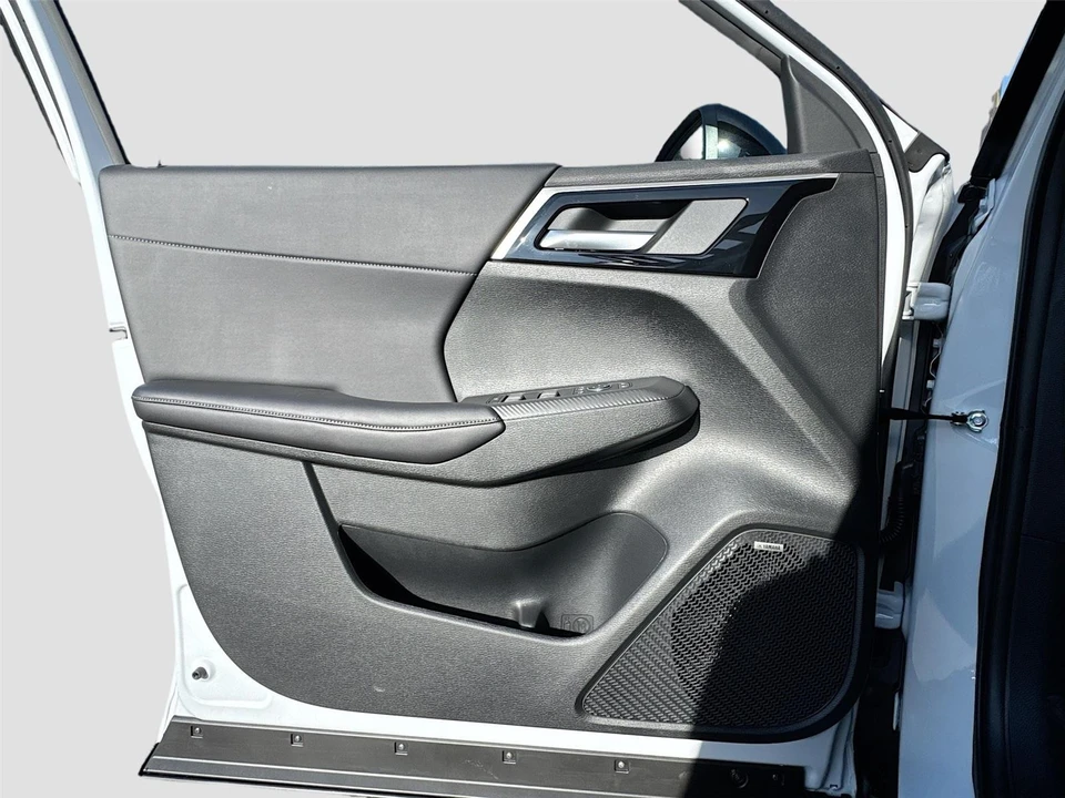 2026 Mitsubishi Outlander - Image 17 of 21