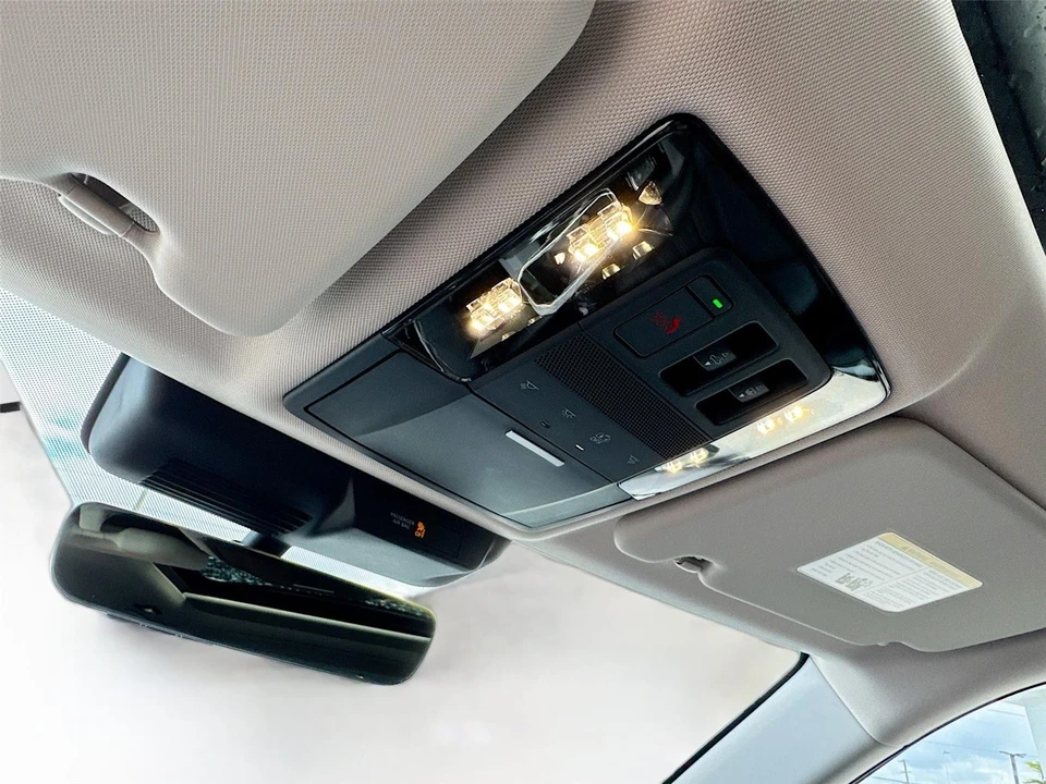 2026 Mitsubishi Outlander - Image 13 of 21