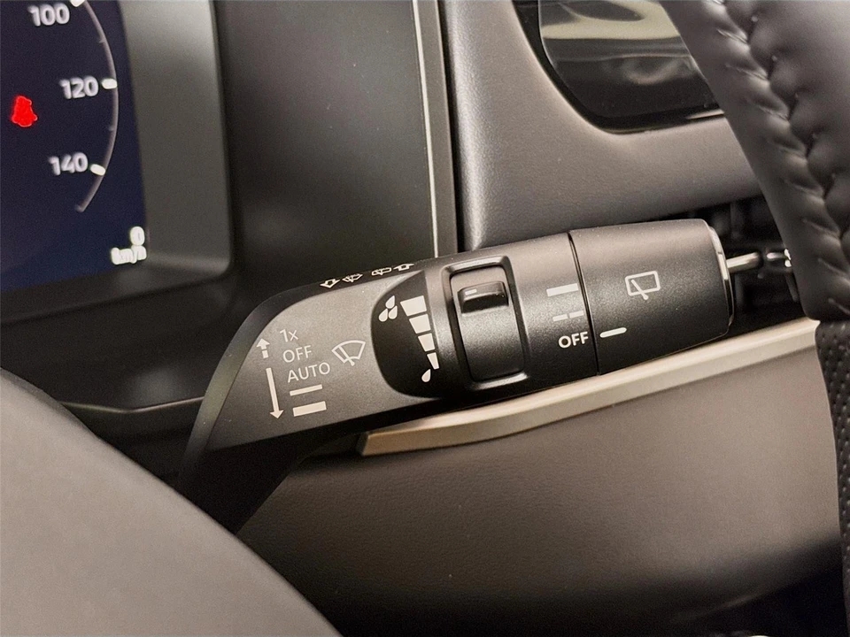 2026 Mitsubishi Outlander - Image 5 of 21