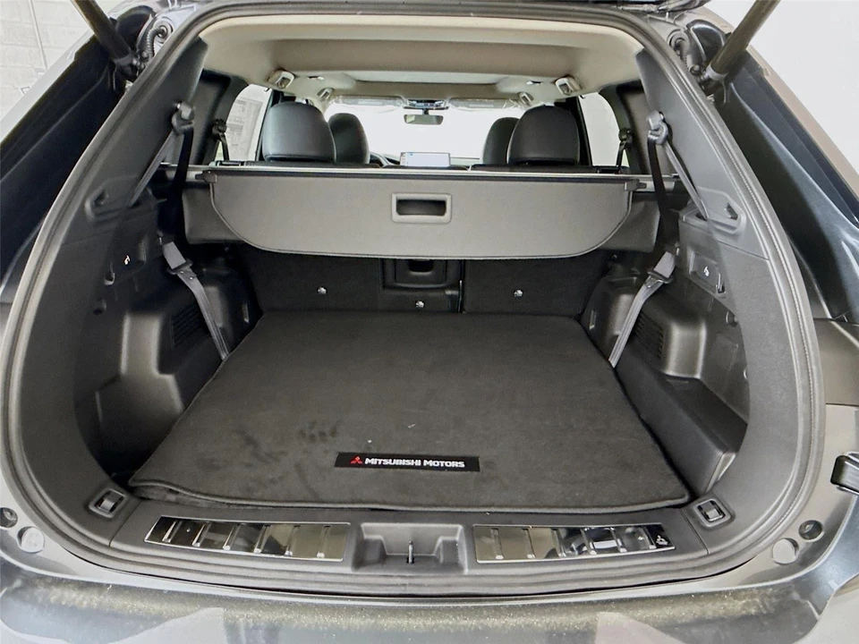 2026 Mitsubishi Outlander - Image 20 of 21