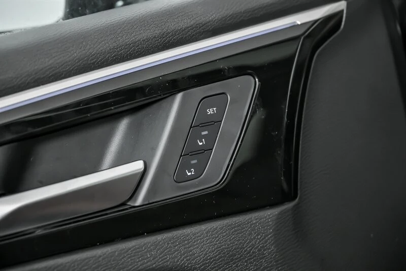 2026 Mitsubishi Outlander - Image 12 of 21