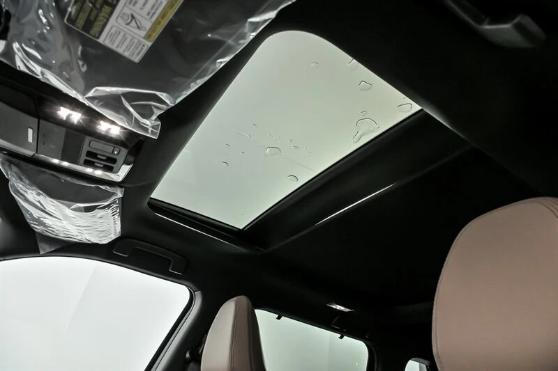 2026 Mitsubishi Outlander - Image 15 of 21