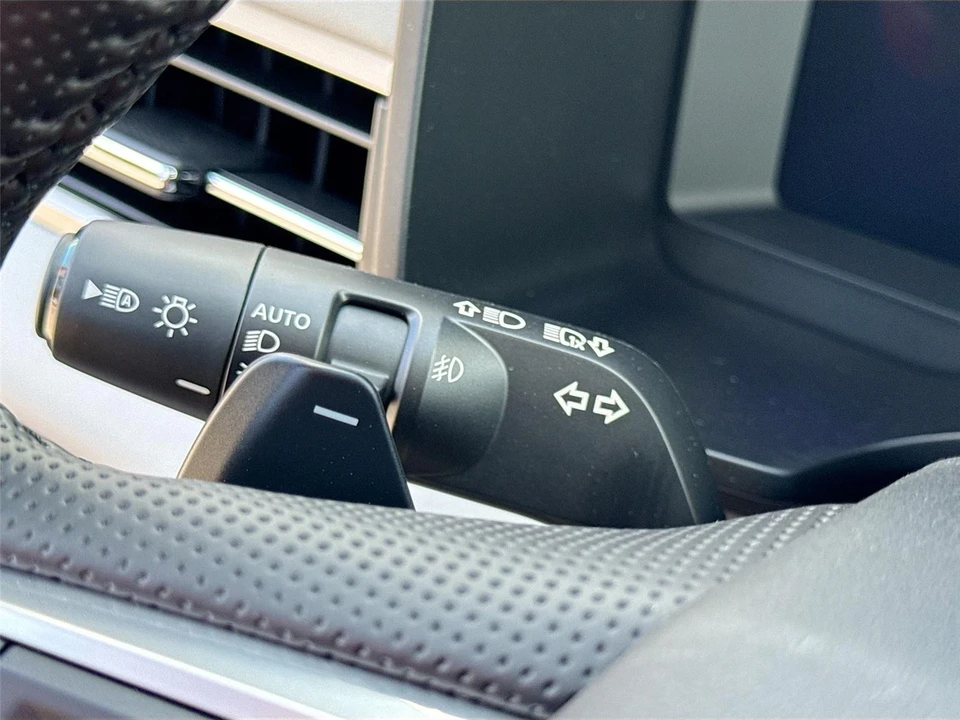 2026 Mitsubishi Outlander - Image 5 of 21