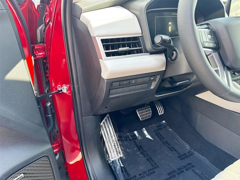 2026 Mitsubishi Outlander - Image 7 of 21
