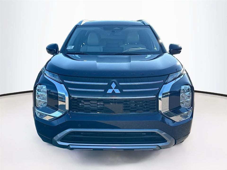 2026 Mitsubishi Outlander - Image 2 of 21