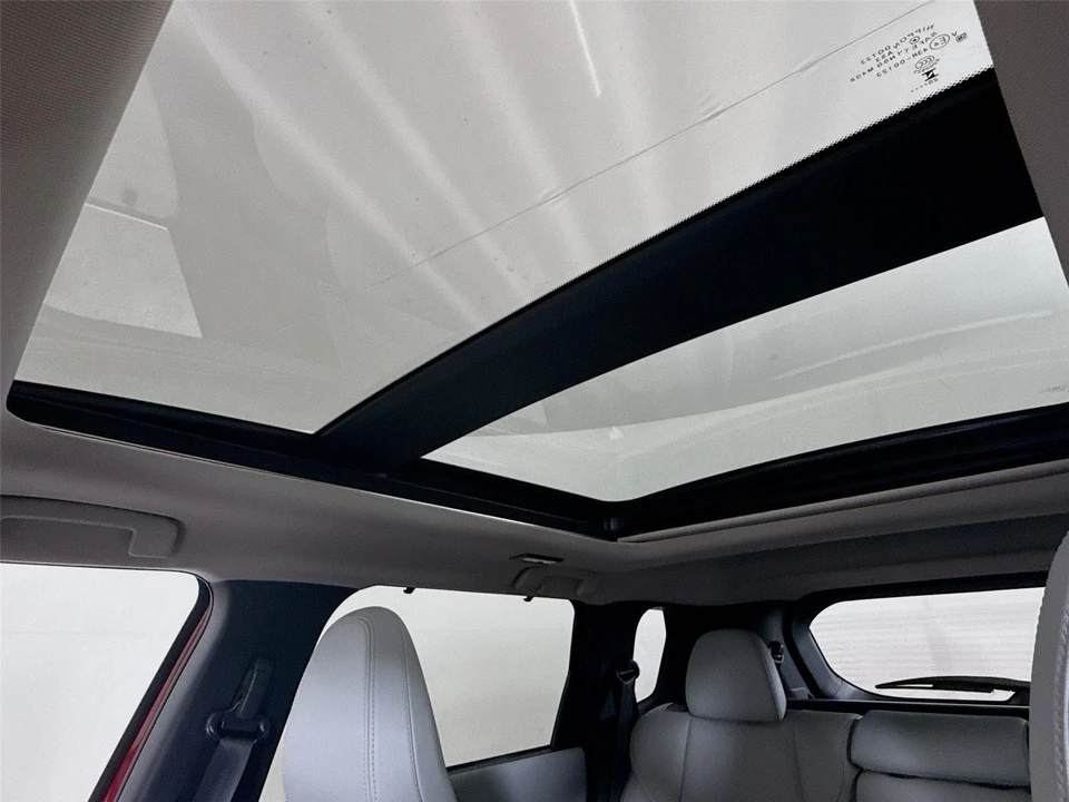 2026 Mitsubishi Outlander - Image 17 of 21