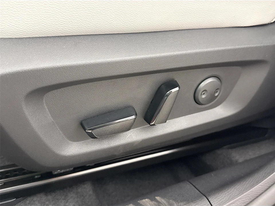 2026 Mitsubishi Outlander - Image 3 of 21