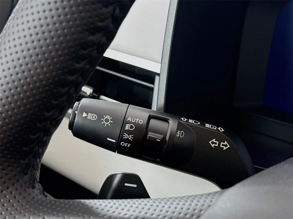 2026 Mitsubishi Outlander - Image 5 of 21