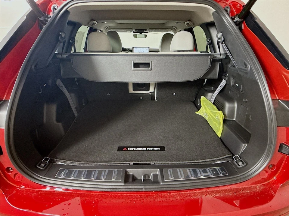 2026 Mitsubishi Outlander - Image 20 of 21