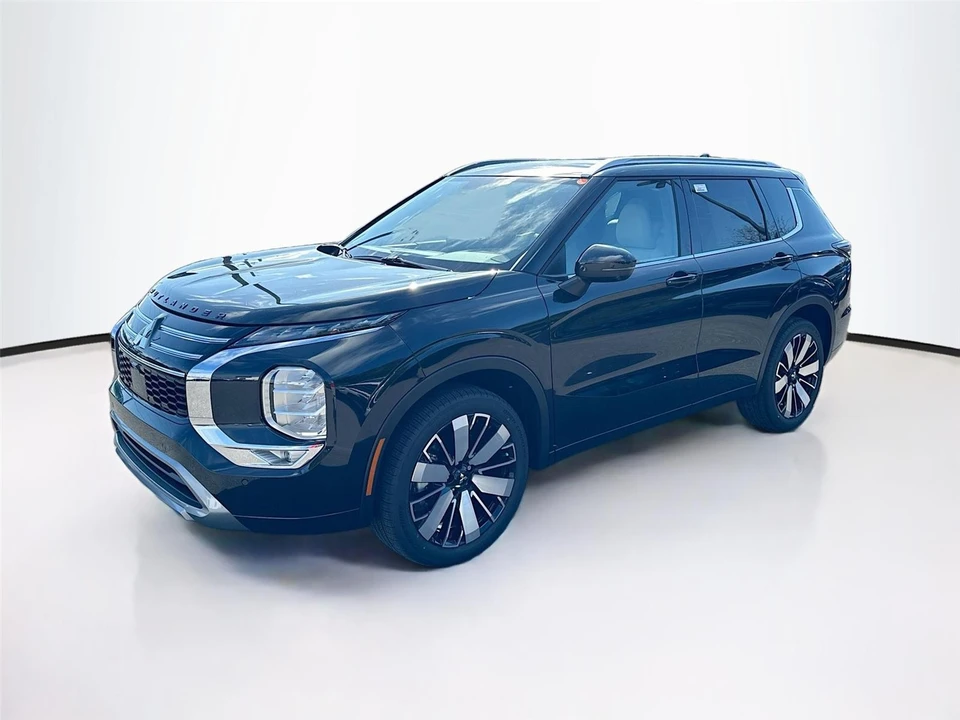 2026 Mitsubishi Outlander - Image 3 of 21