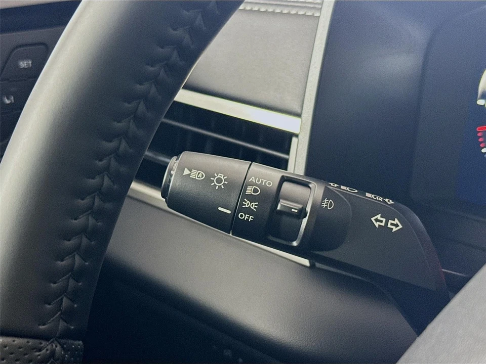 2026 Mitsubishi Outlander - Image 4 of 21