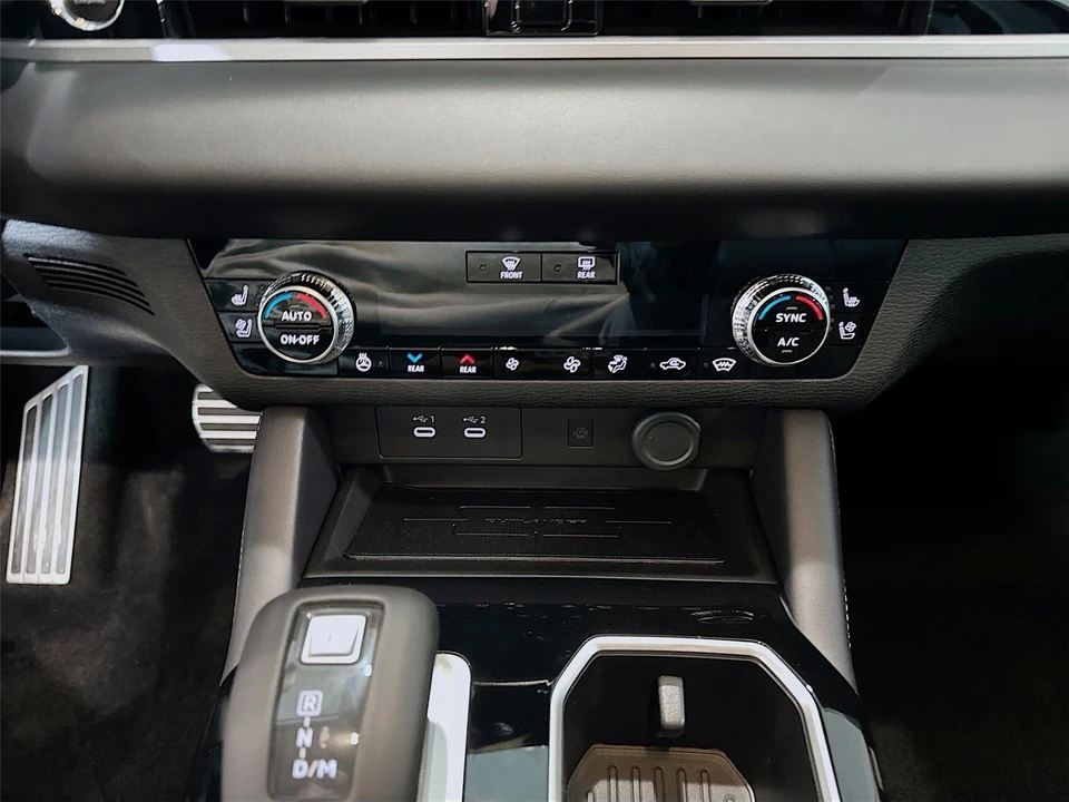 2026 Mitsubishi Outlander - Image 15 of 21