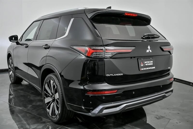 2026 Mitsubishi Outlander - Image 7 of 21