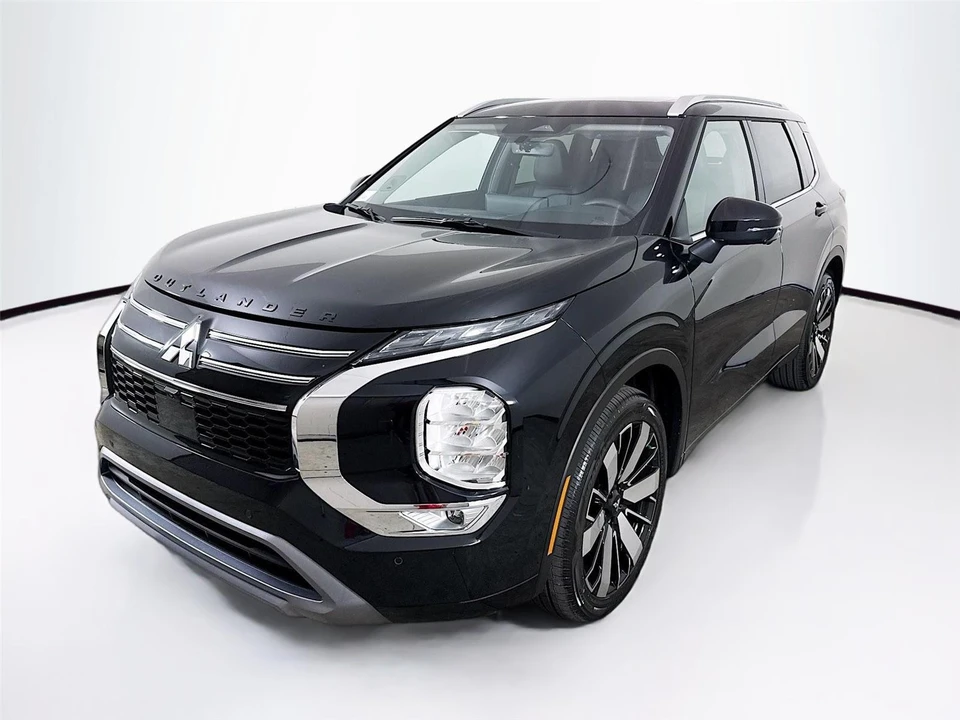 2026 Mitsubishi Outlander - Image 3 of 21