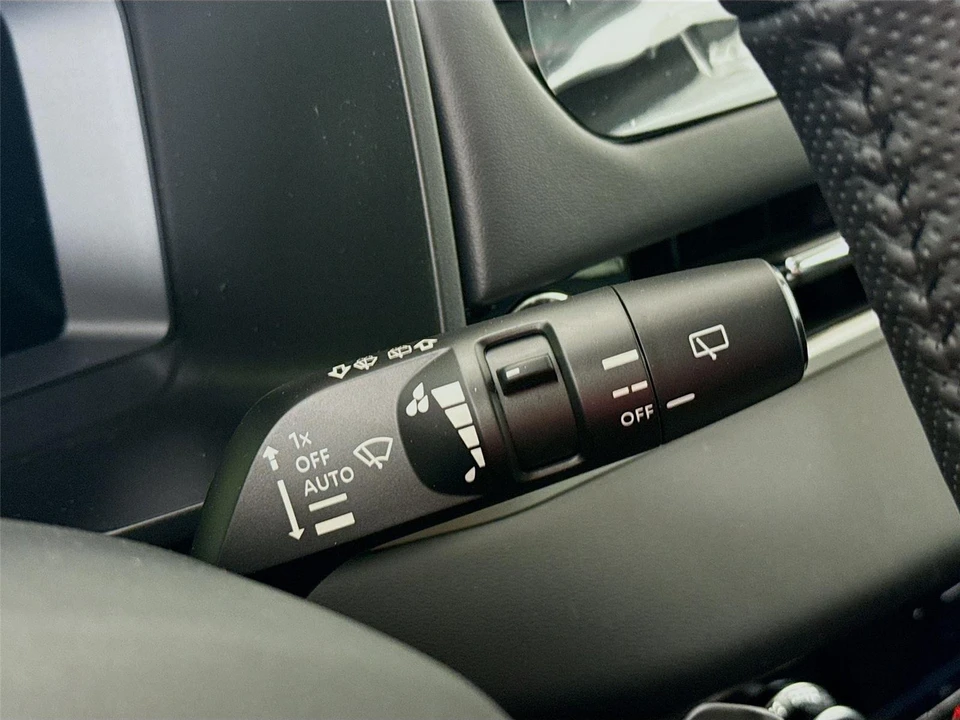 2026 Mitsubishi Outlander - Image 6 of 21
