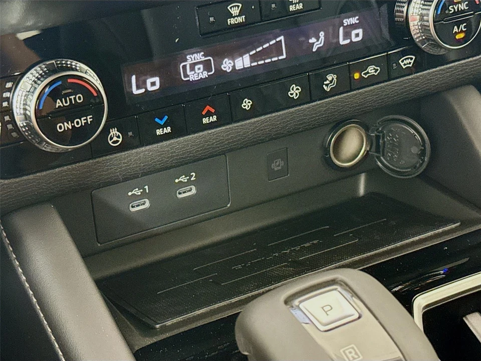 2026 Mitsubishi Outlander - Image 16 of 21