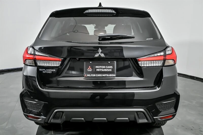 2026 Mitsubishi Outlander - Image 8 of 21