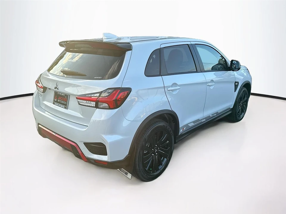 2026 Mitsubishi Outlander - Image 7 of 21