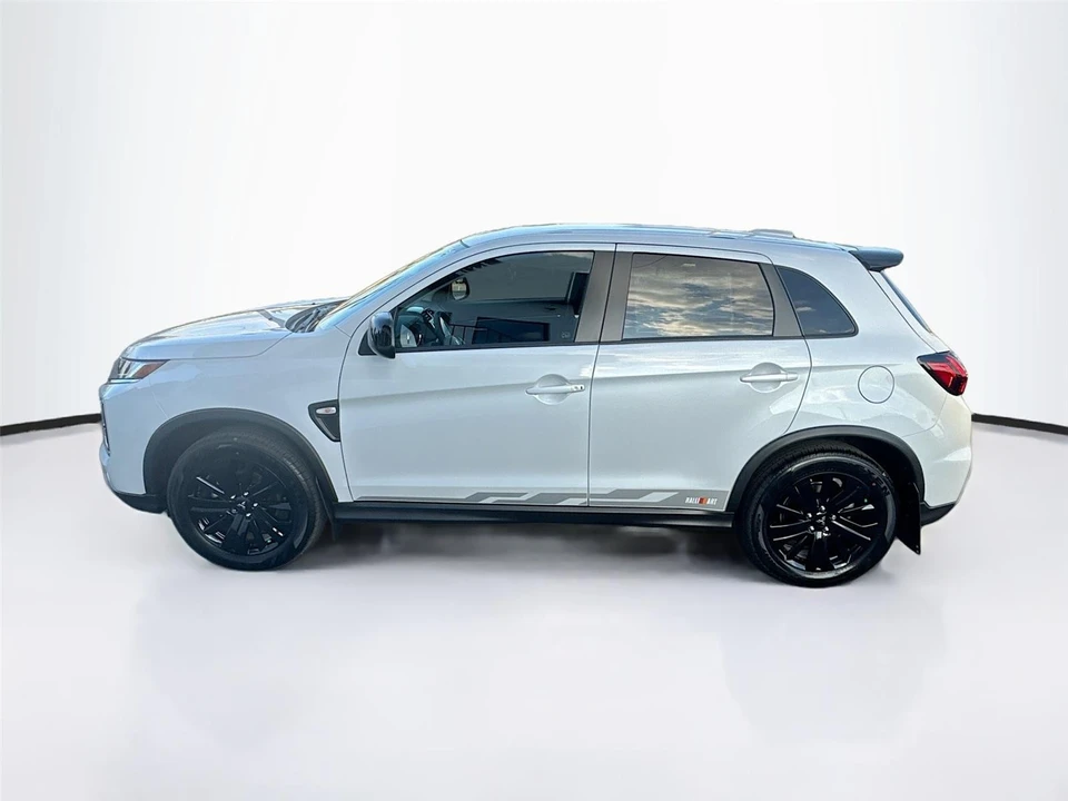2026 Mitsubishi Outlander - Image 4 of 21