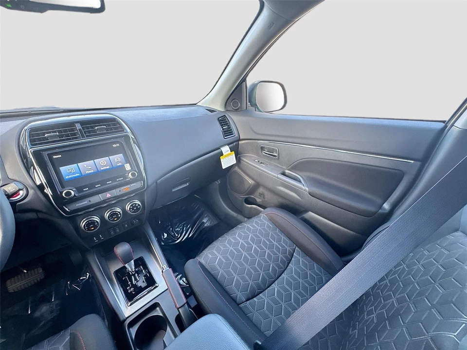 2026 Mitsubishi Outlander - Image 21 of 21