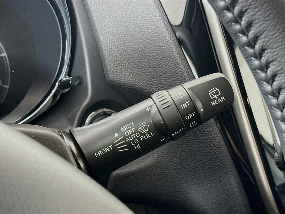 2026 Mitsubishi Outlander - Image 4 of 21