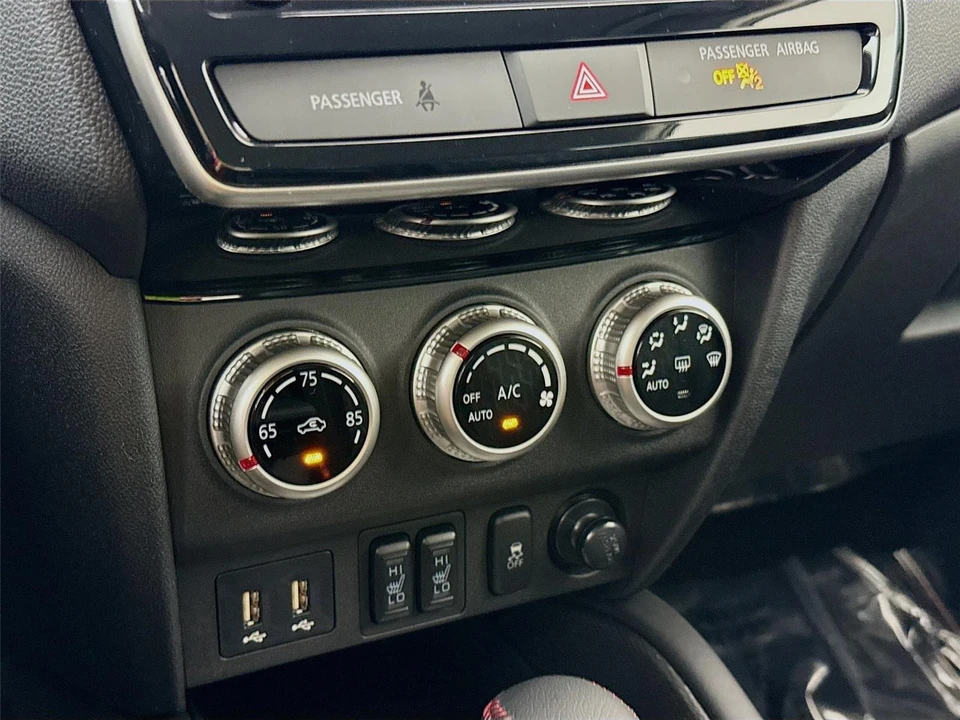 2026 Mitsubishi Outlander - Image 15 of 21