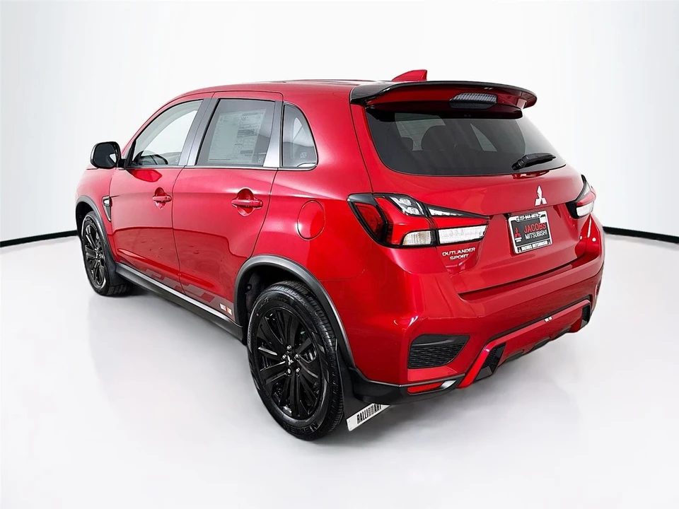 2026 Mitsubishi Outlander - Image 5 of 21