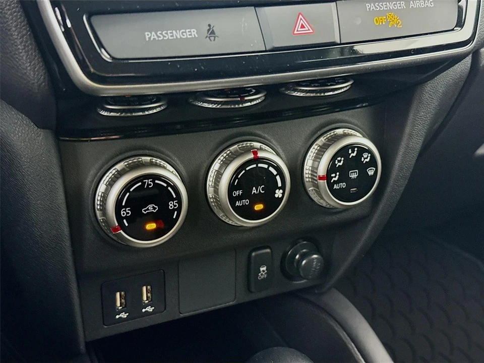2026 Mitsubishi Outlander - Image 11 of 21