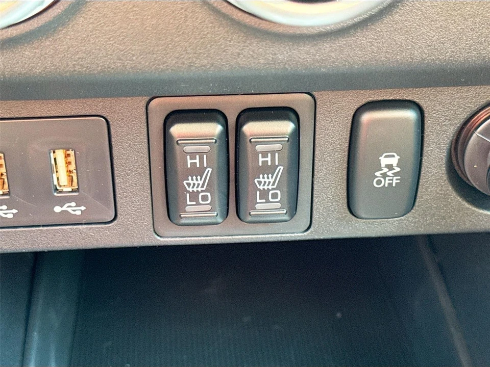 2026 Mitsubishi Outlander - Image 11 of 21