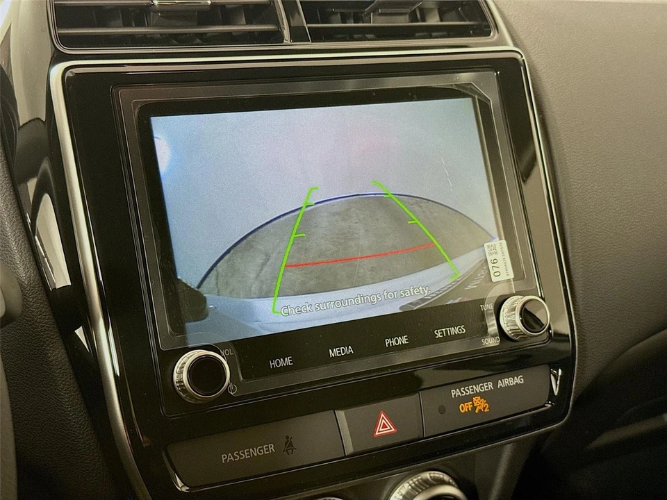 2026 Mitsubishi Outlander - Image 9 of 21