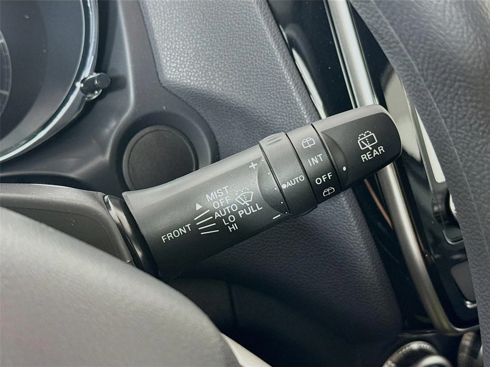 2026 Mitsubishi Outlander - Image 5 of 21