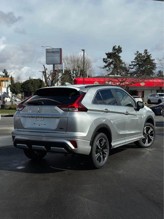 2026 Mitsubishi Eclipse Cross - Image 3 of 9