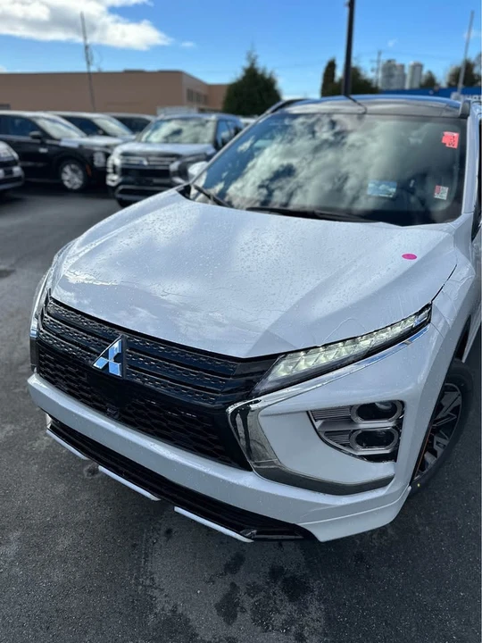 2026 Mitsubishi Eclipse Cross - Image 2 of 10