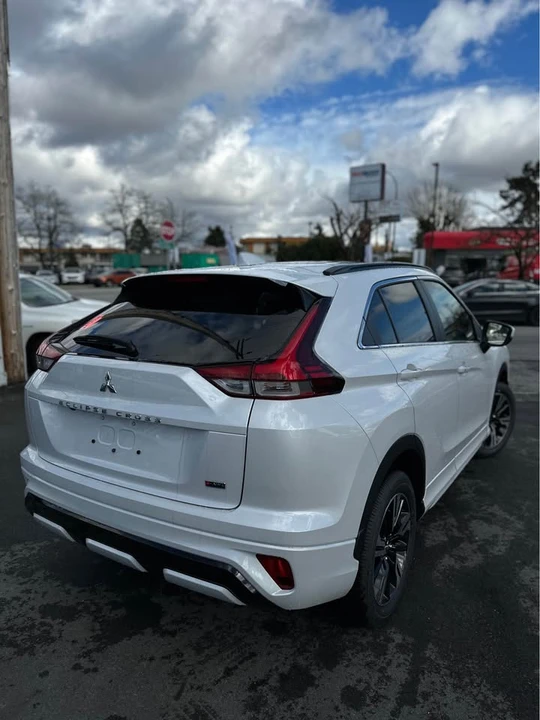 2026 Mitsubishi Eclipse Cross - Image 4 of 10